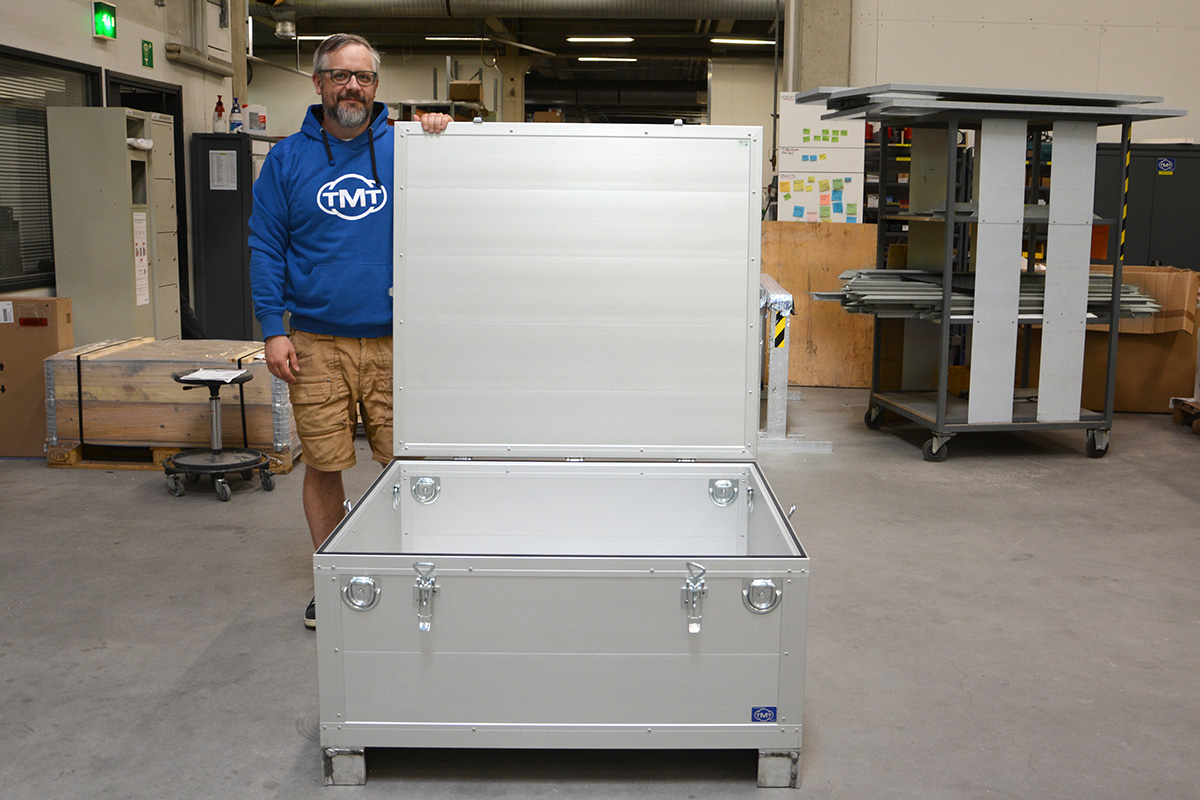 Industrial transportation box - Payload over 800 kg!